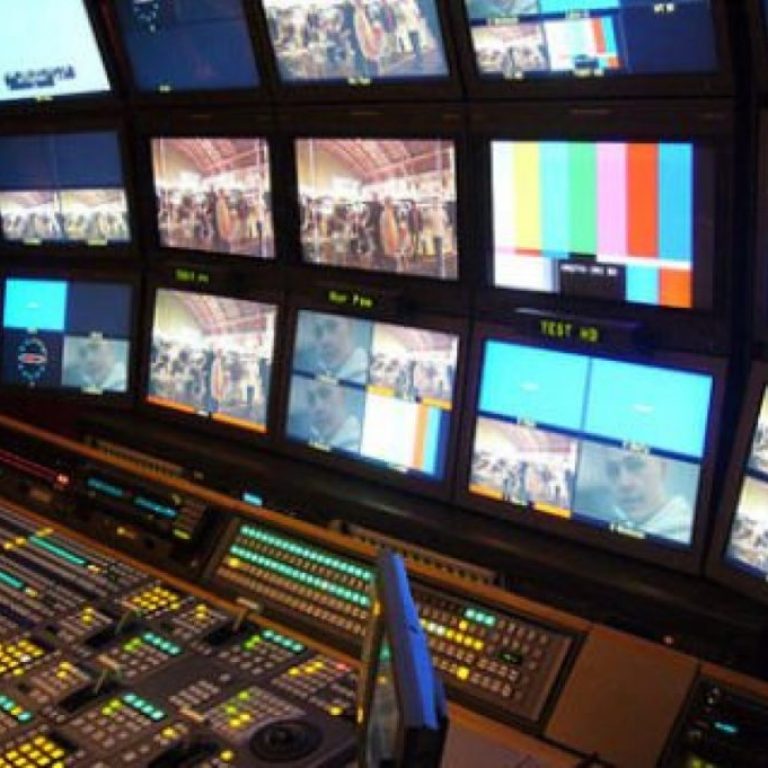 57bbfb581cb51-1321270053-kruglosutochnyj-telekanal-kazaxstan_1200-1024x681